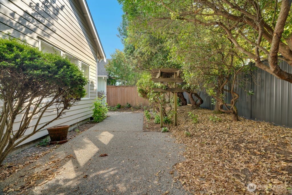 5501 Cricket Lane Property Photo 30