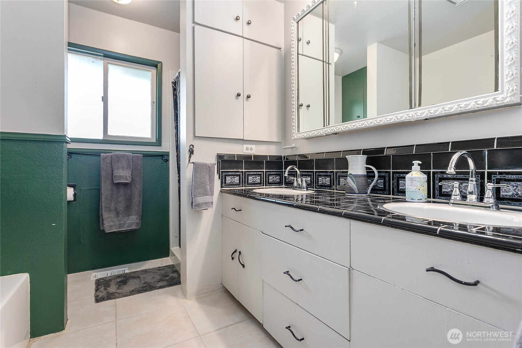 5471 Waschke Road Property Photo 18