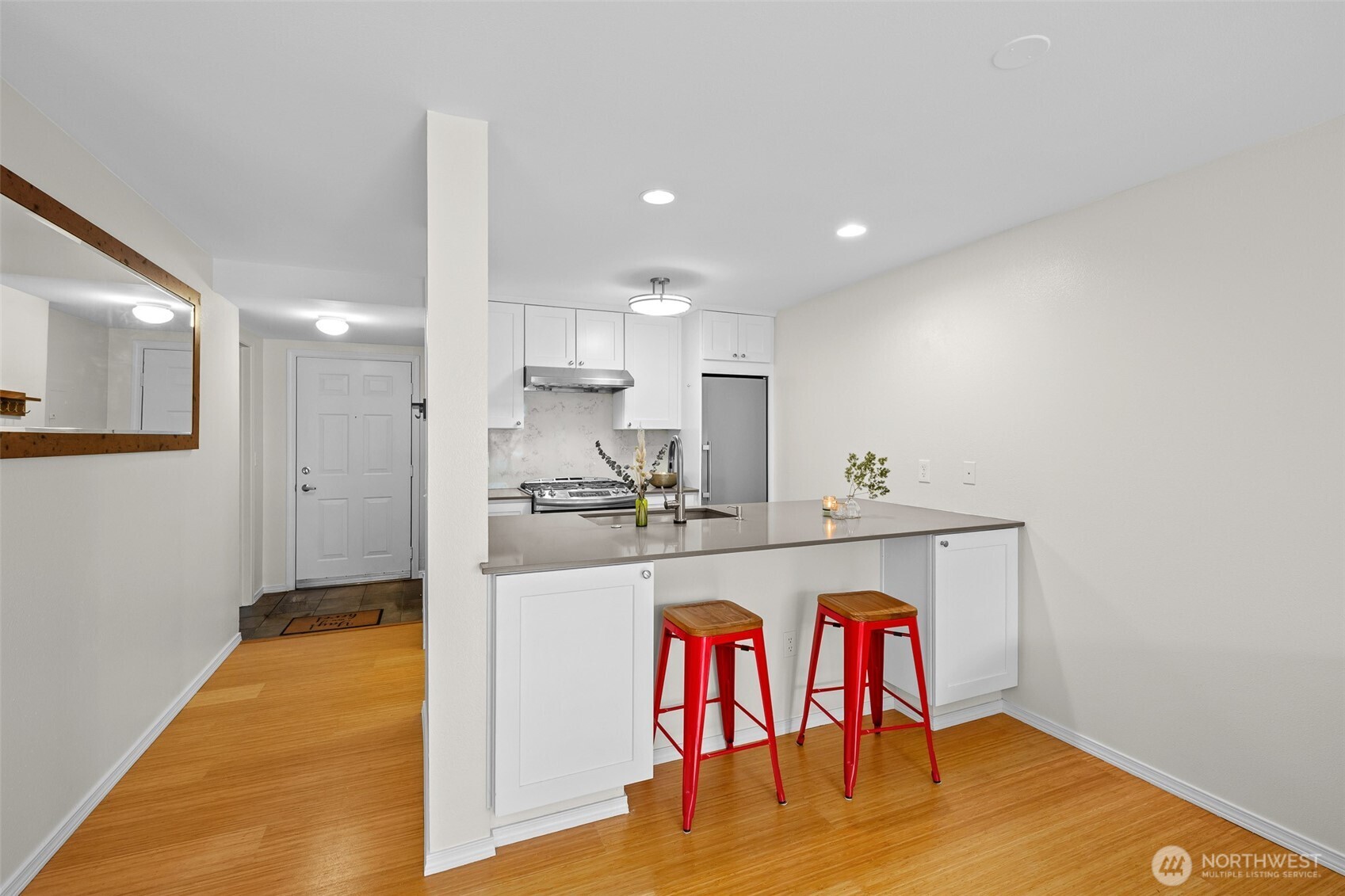 520 2nd Avenue 201 Property Photo 4