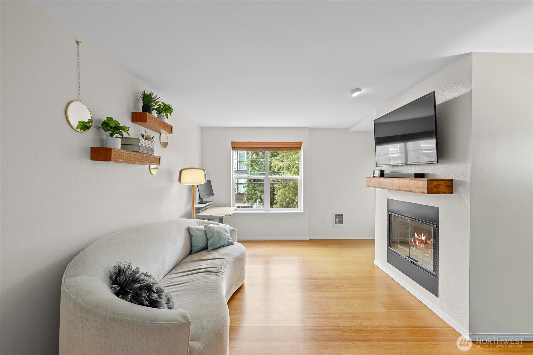 520 2nd Avenue 201 Property Photo 9