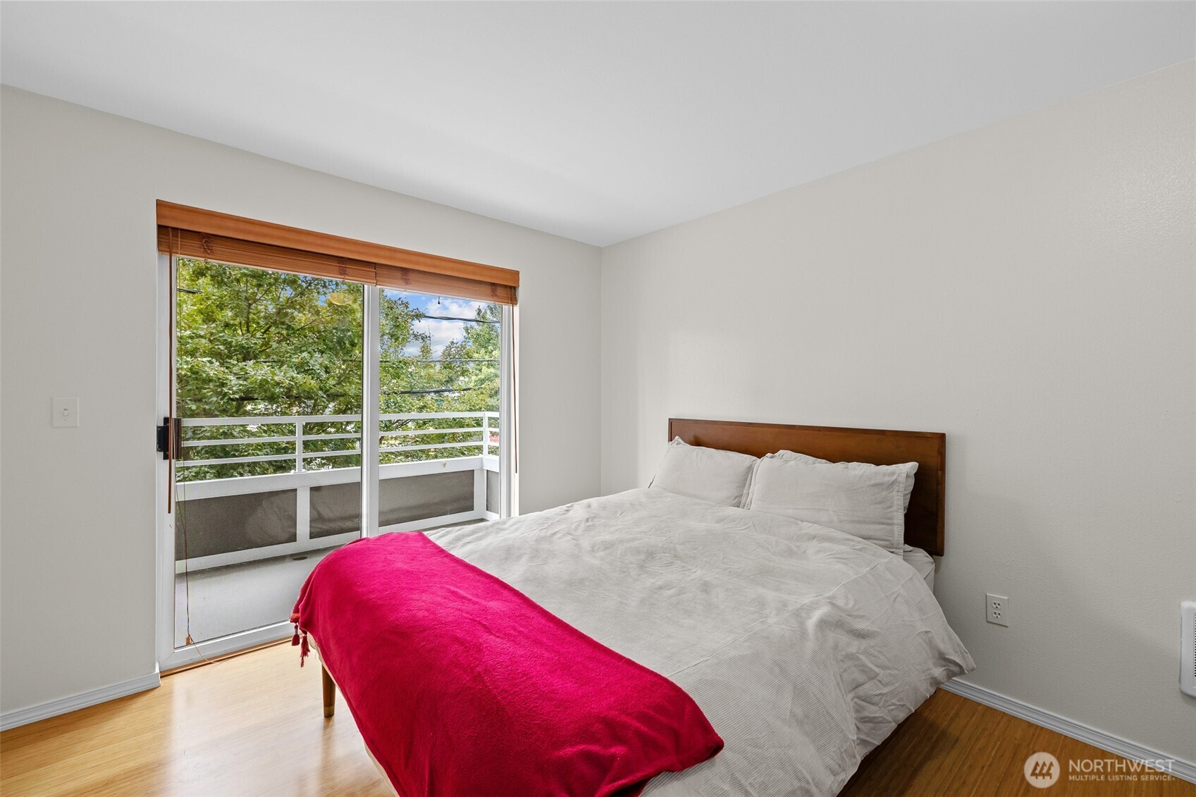 520 2nd Avenue 201 Property Photo 11