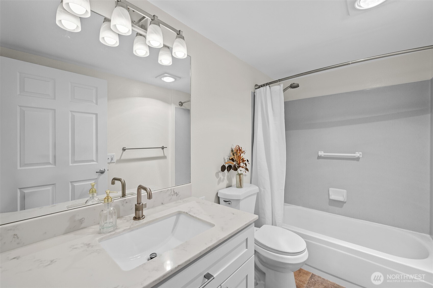 520 2nd Avenue 201 Property Photo 13