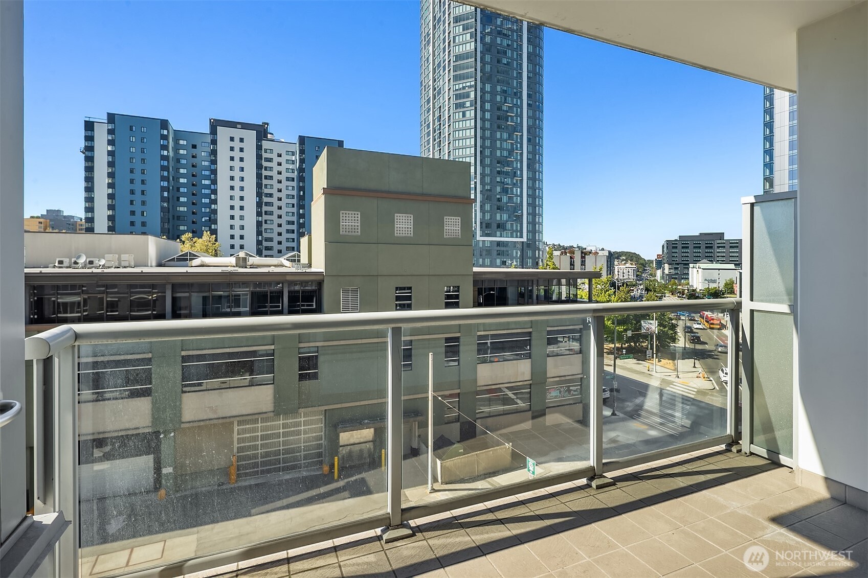583 Battery Street 508n Property Photo 3