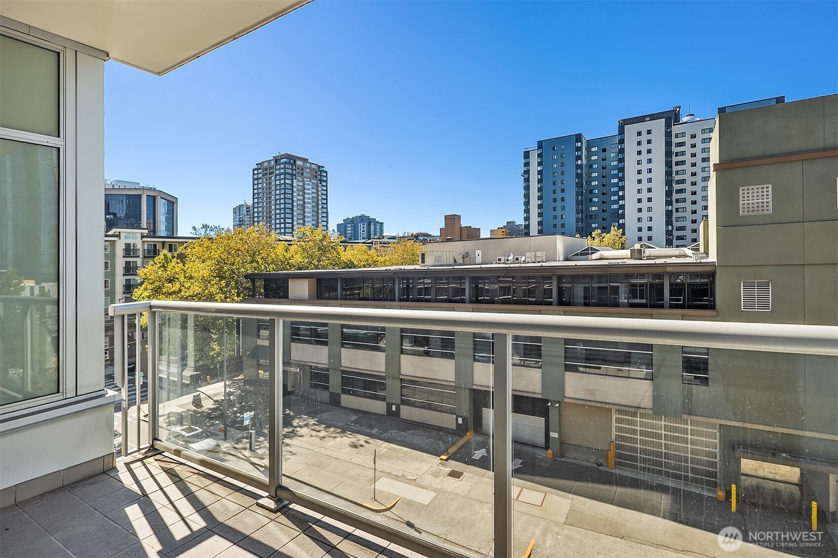 583 Battery Street 508n Property Photo 4