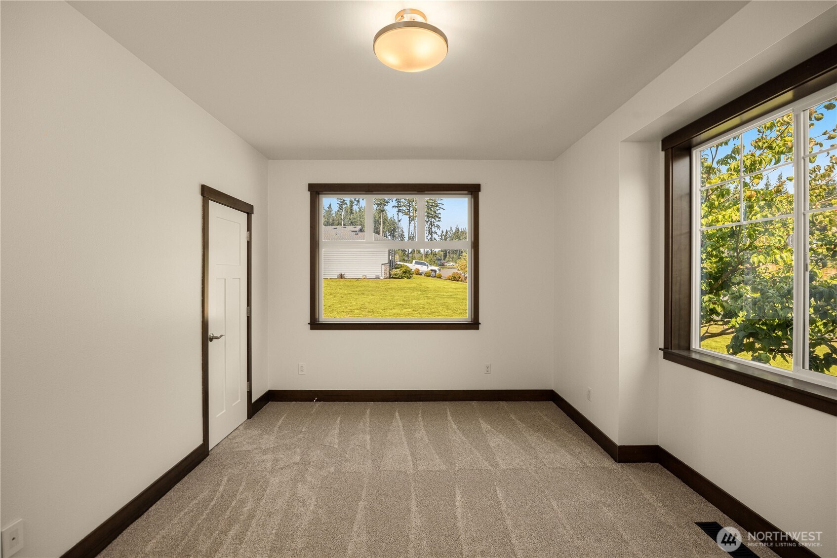 11714 137th Drive Property Photo 5