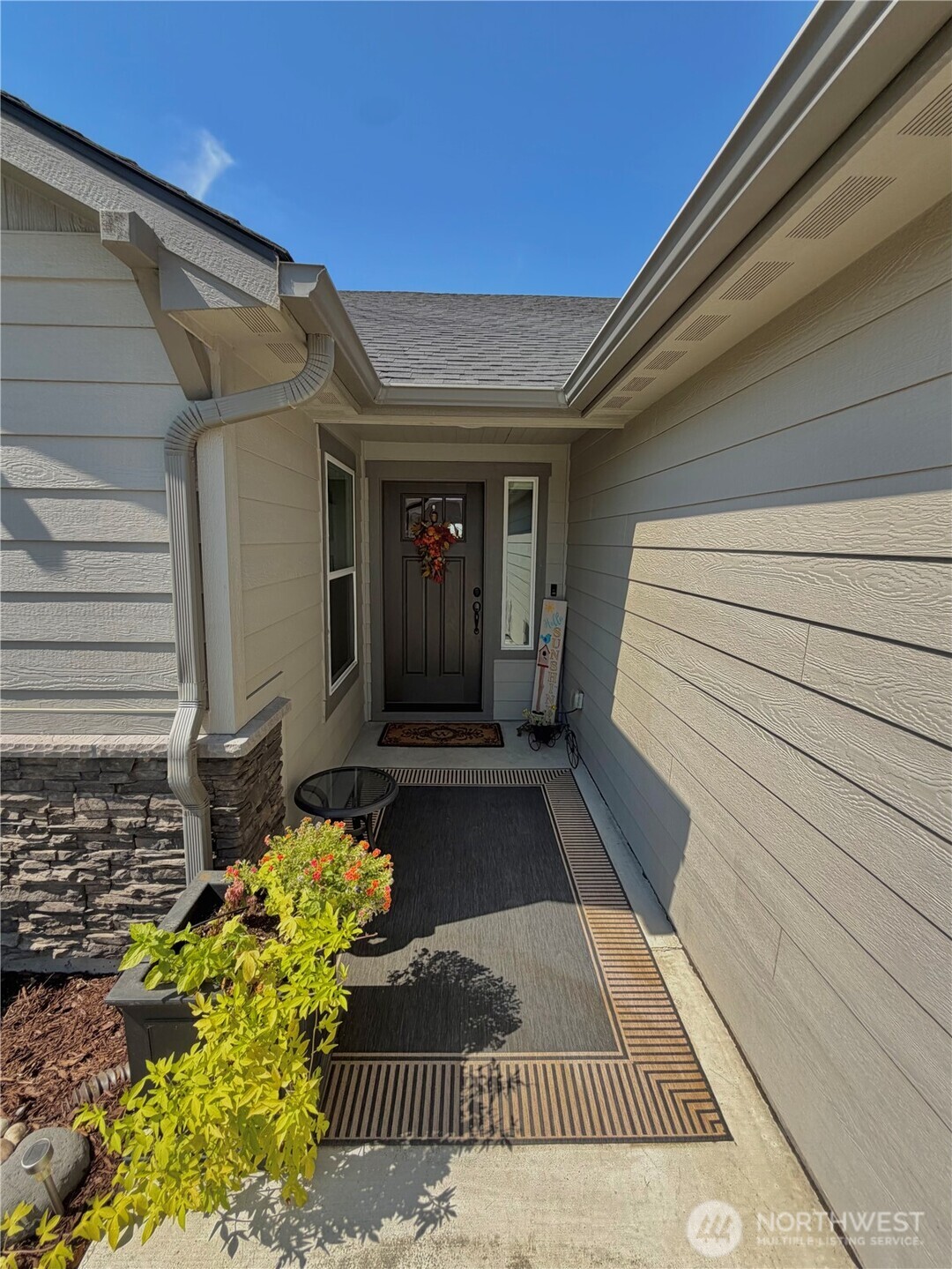 4154 Hedman Court Property Photo 10