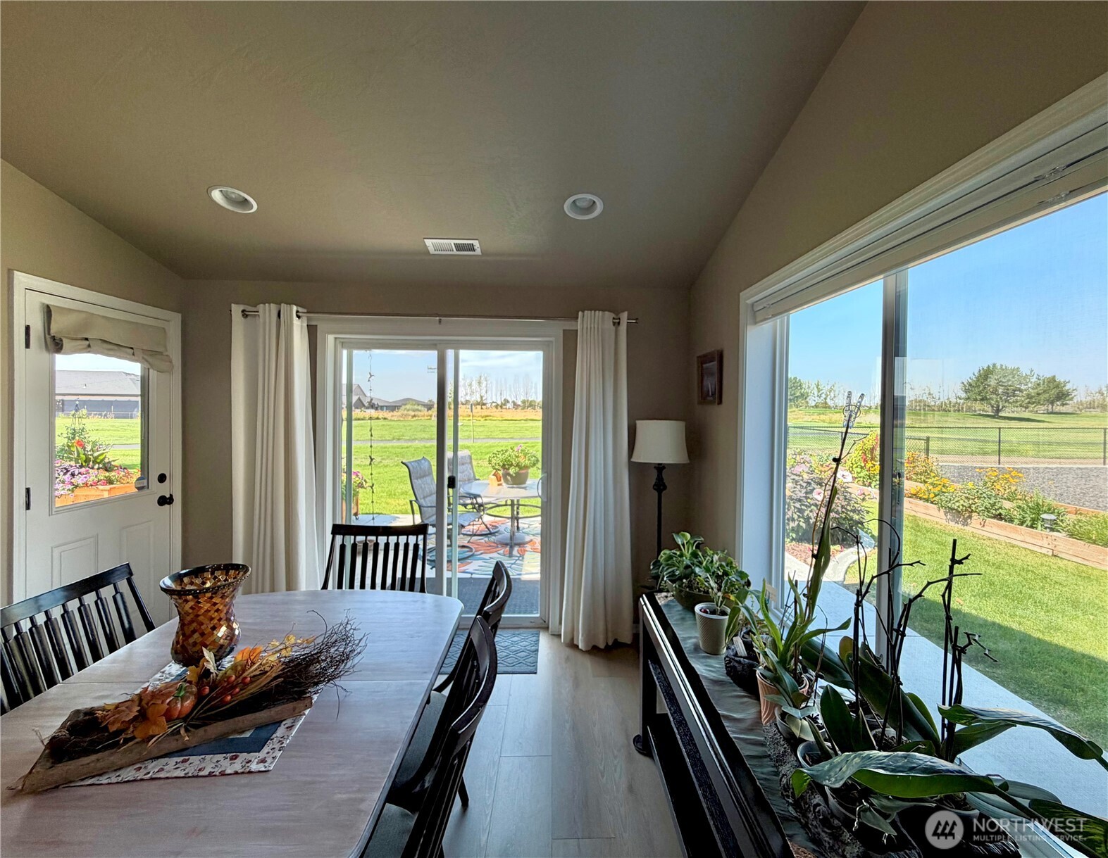 4154 Hedman Court Property Photo 15
