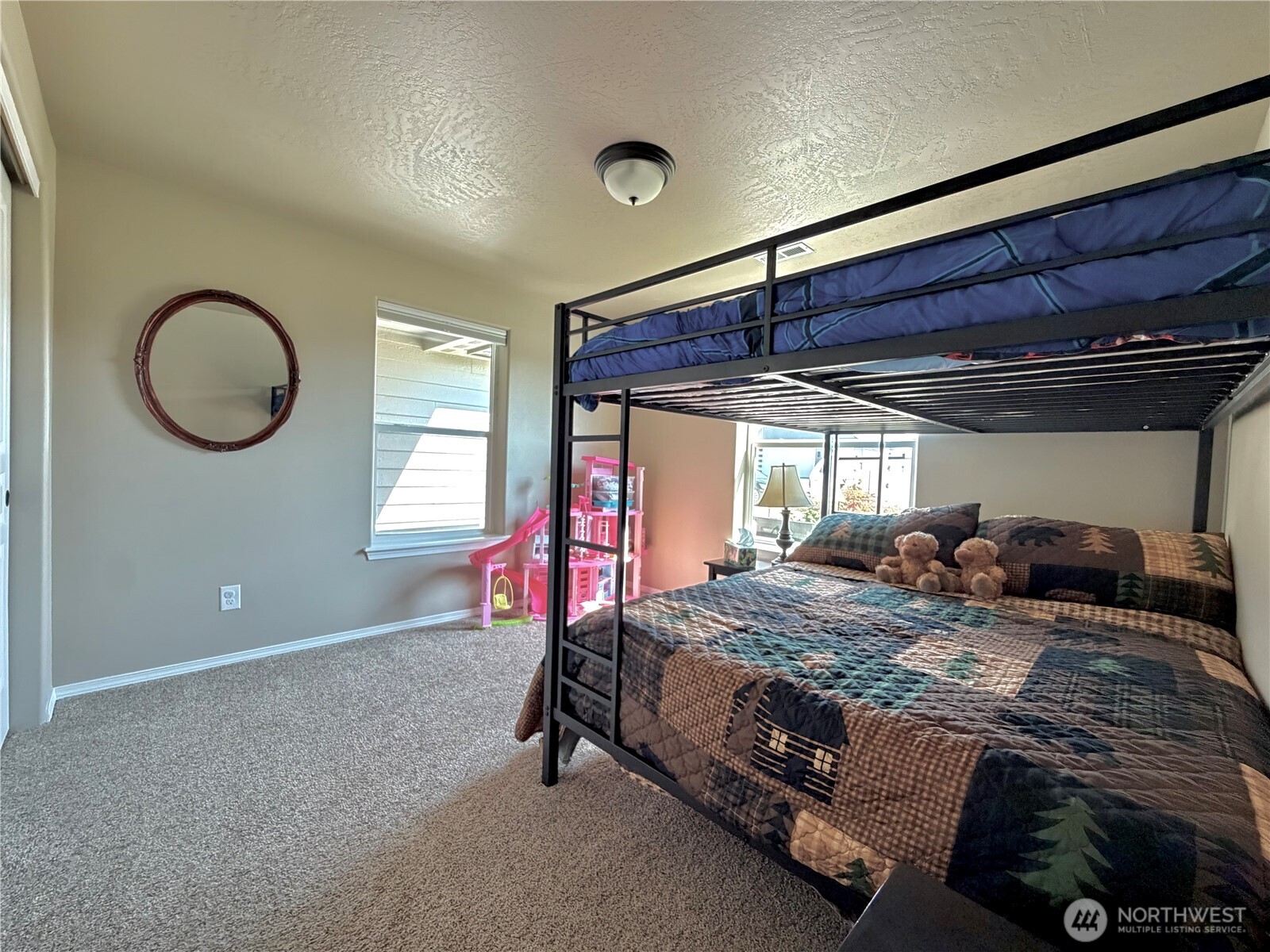 4154 Hedman Court Property Photo 24