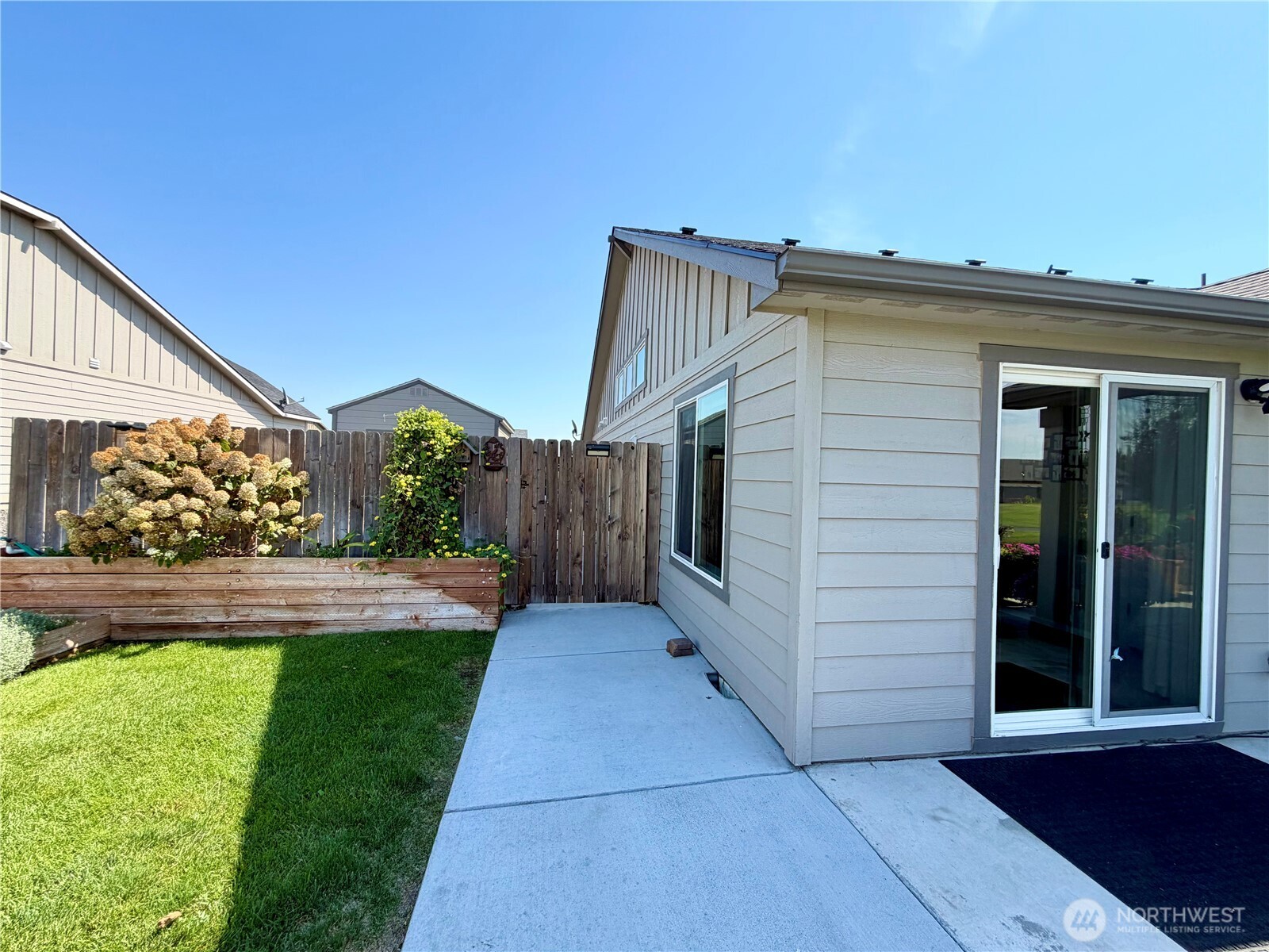 4154 Hedman Court Property Photo 29