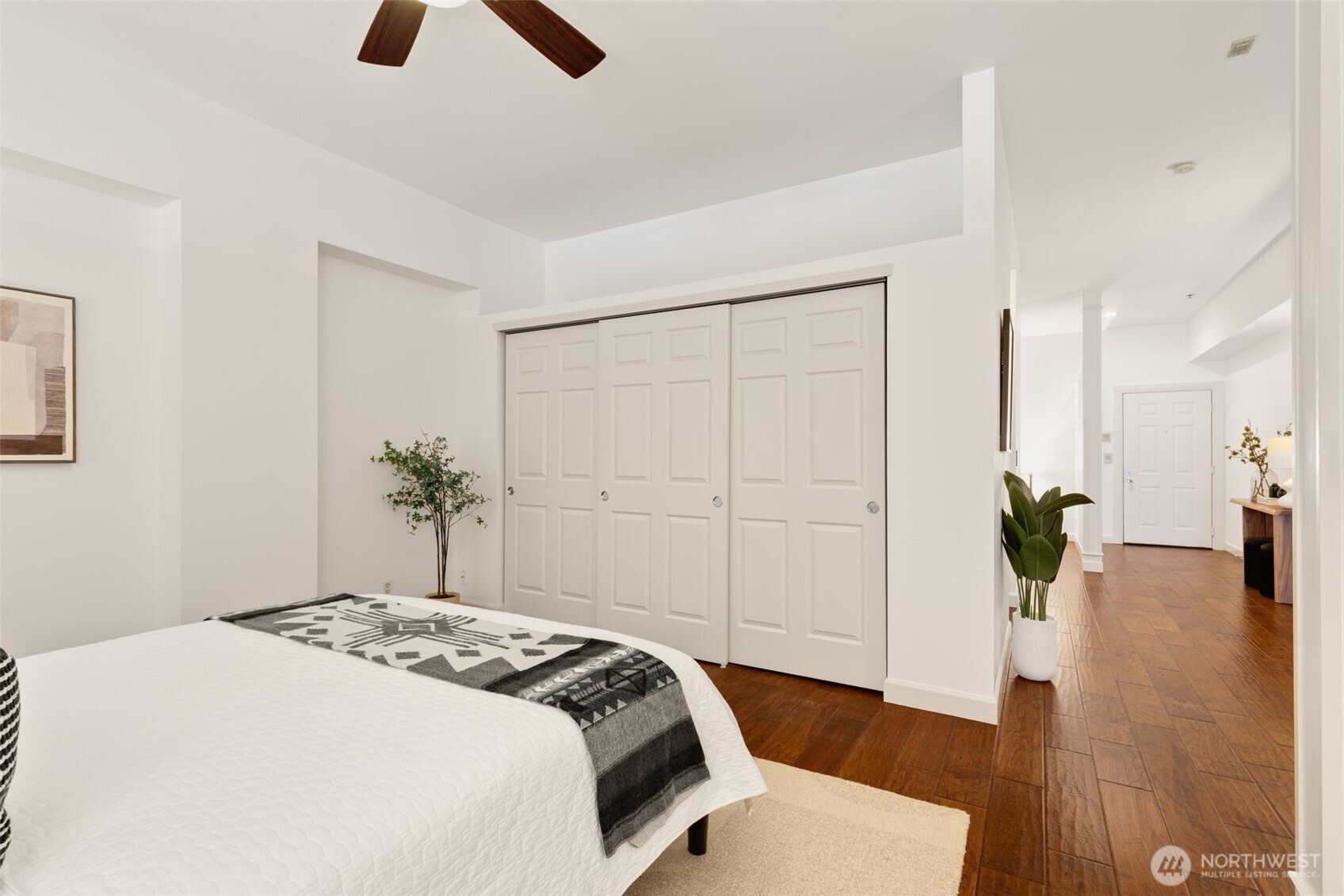 526 1st Avenue 420 Property Photo 27