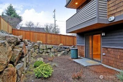 1410 N 55th Street Property Photo 14