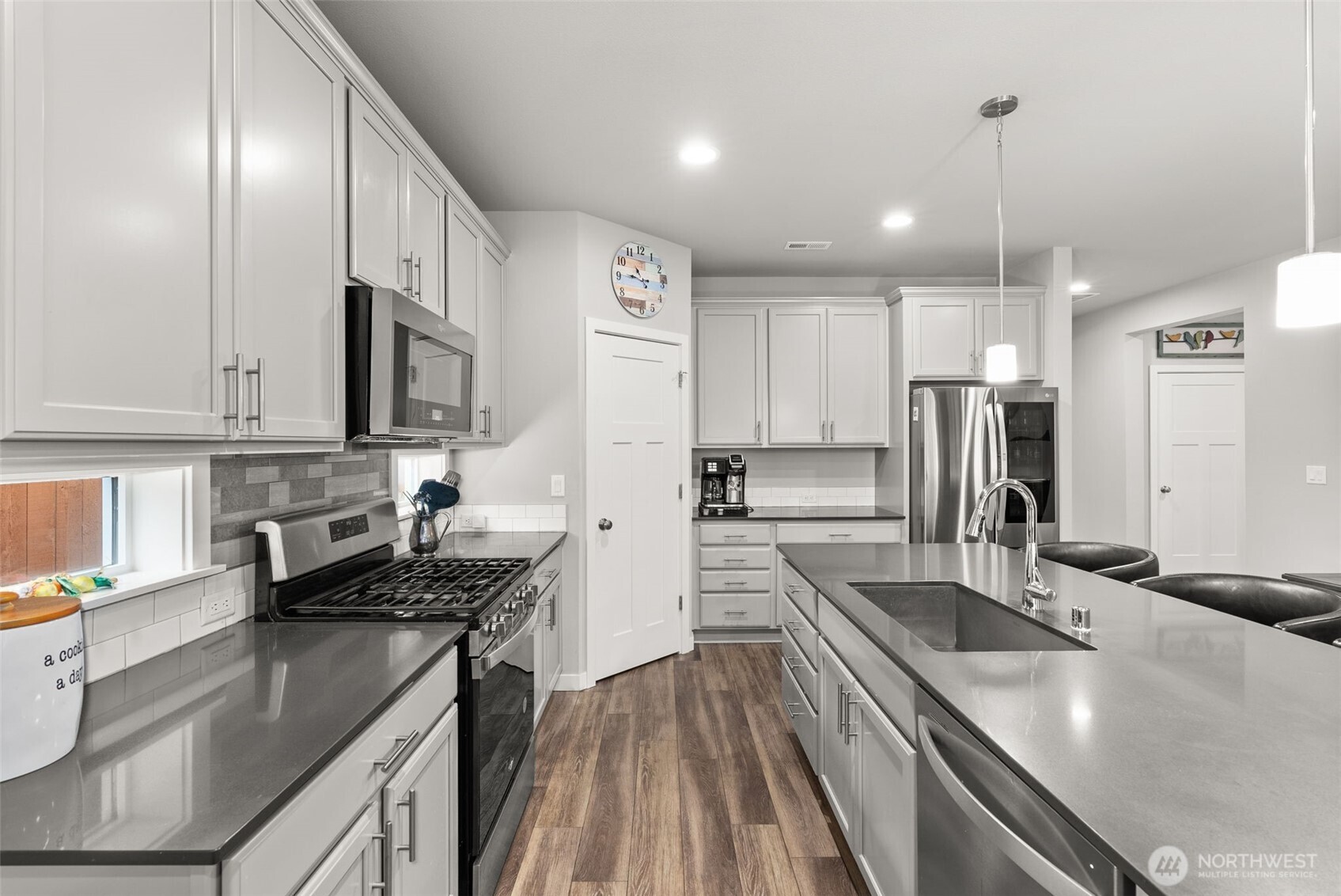 5613 Reef Lane Property Photo 13