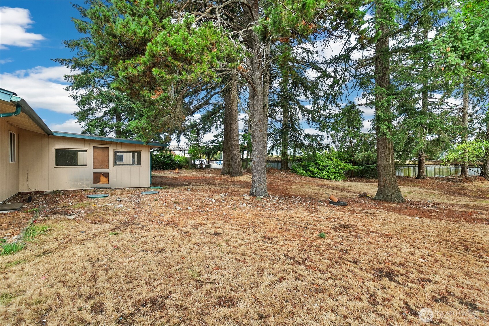 236 Kingham Street Property Photo 30