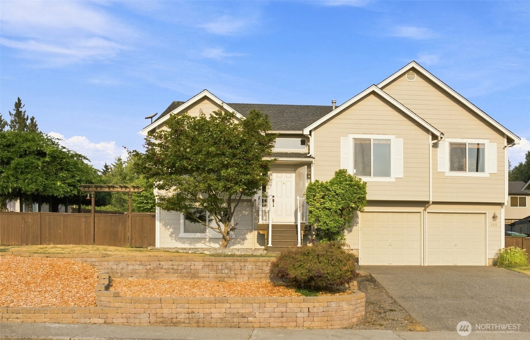 505 Hemlock Avenue Property Photo 1