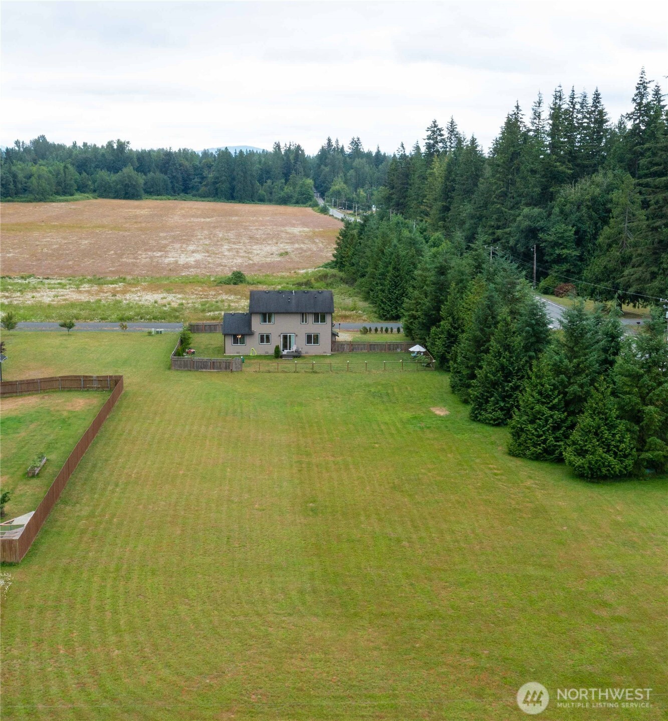 24051 Mangat Lane Property Photo 6