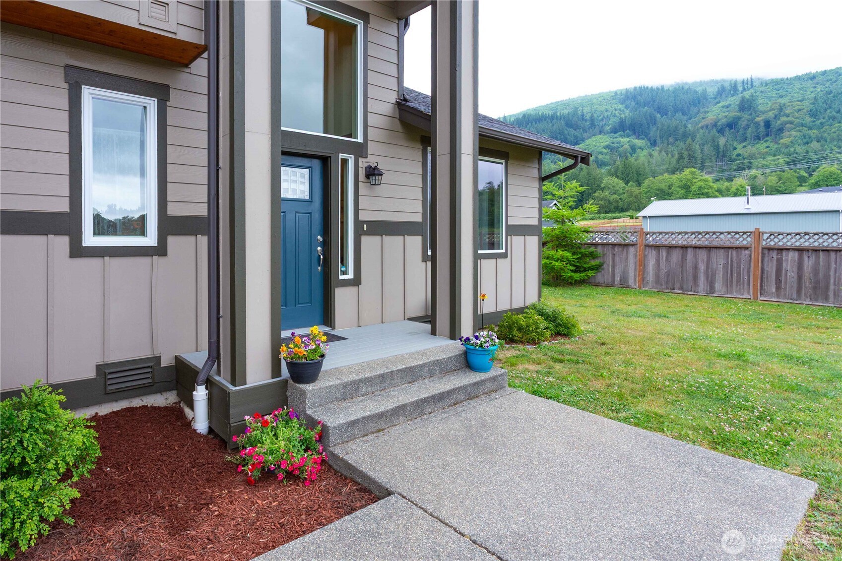 24051 Mangat Lane Property Photo 8