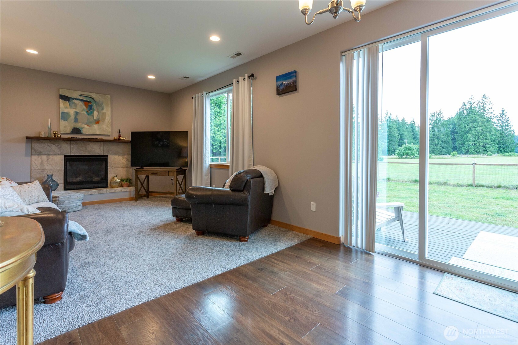 24051 Mangat Lane Property Photo 9