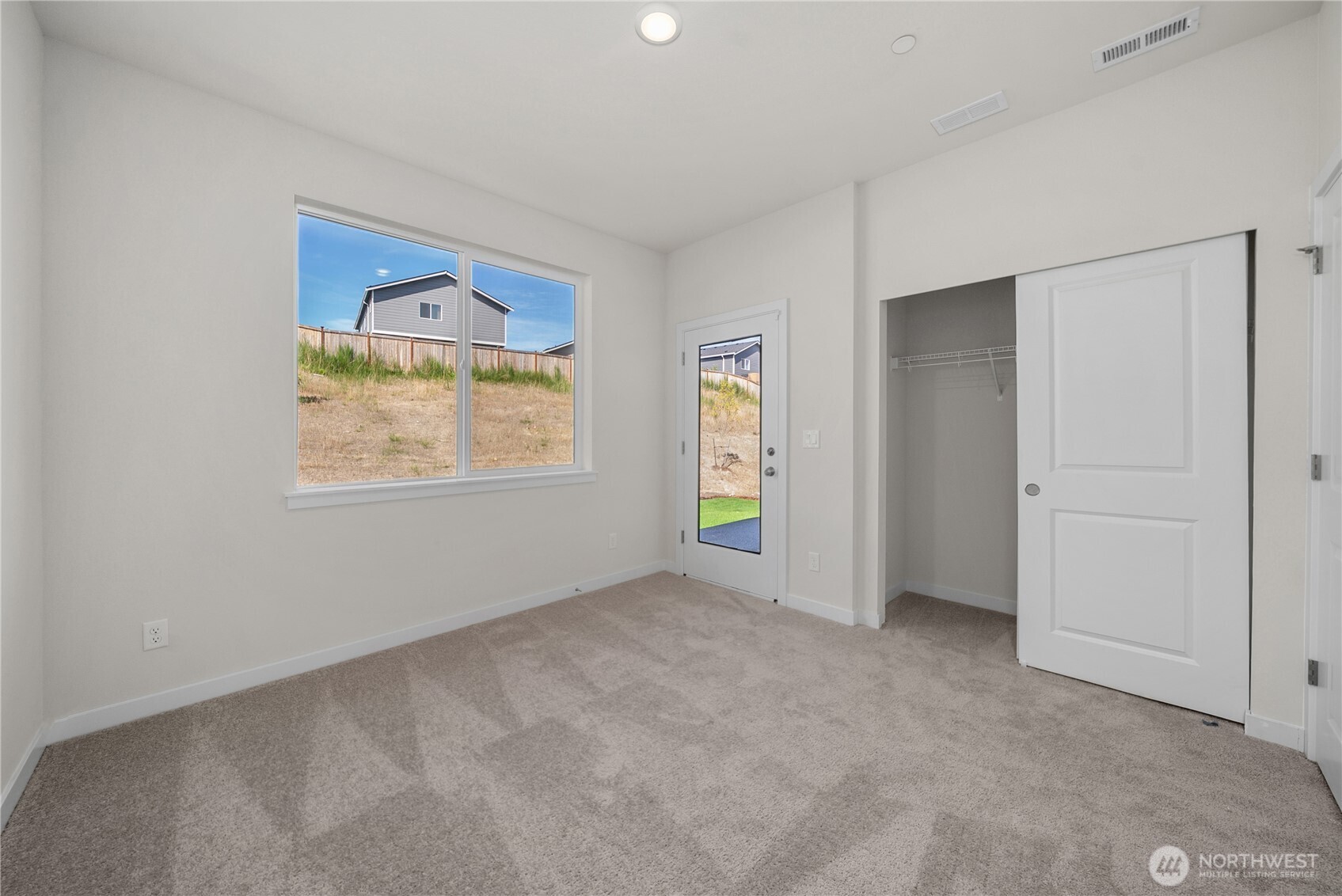 3935 Flat Top Drive Property Photo 27