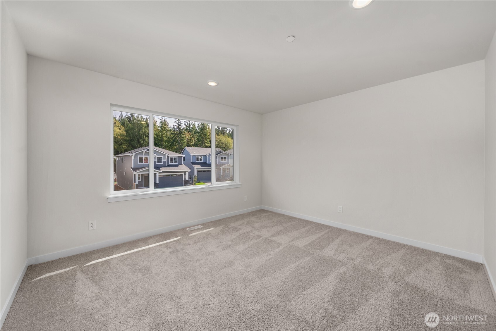 3935 Flat Top Drive Property Photo 29