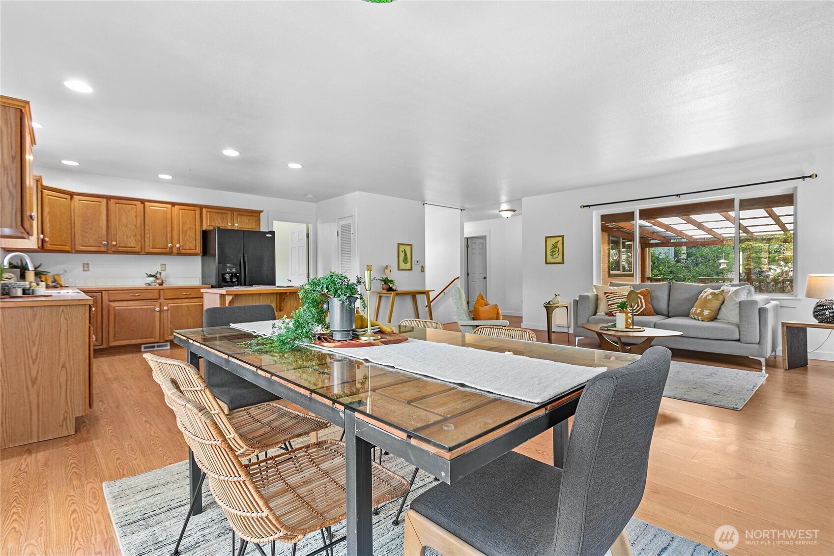 765 Summerset Way Property Photo 10