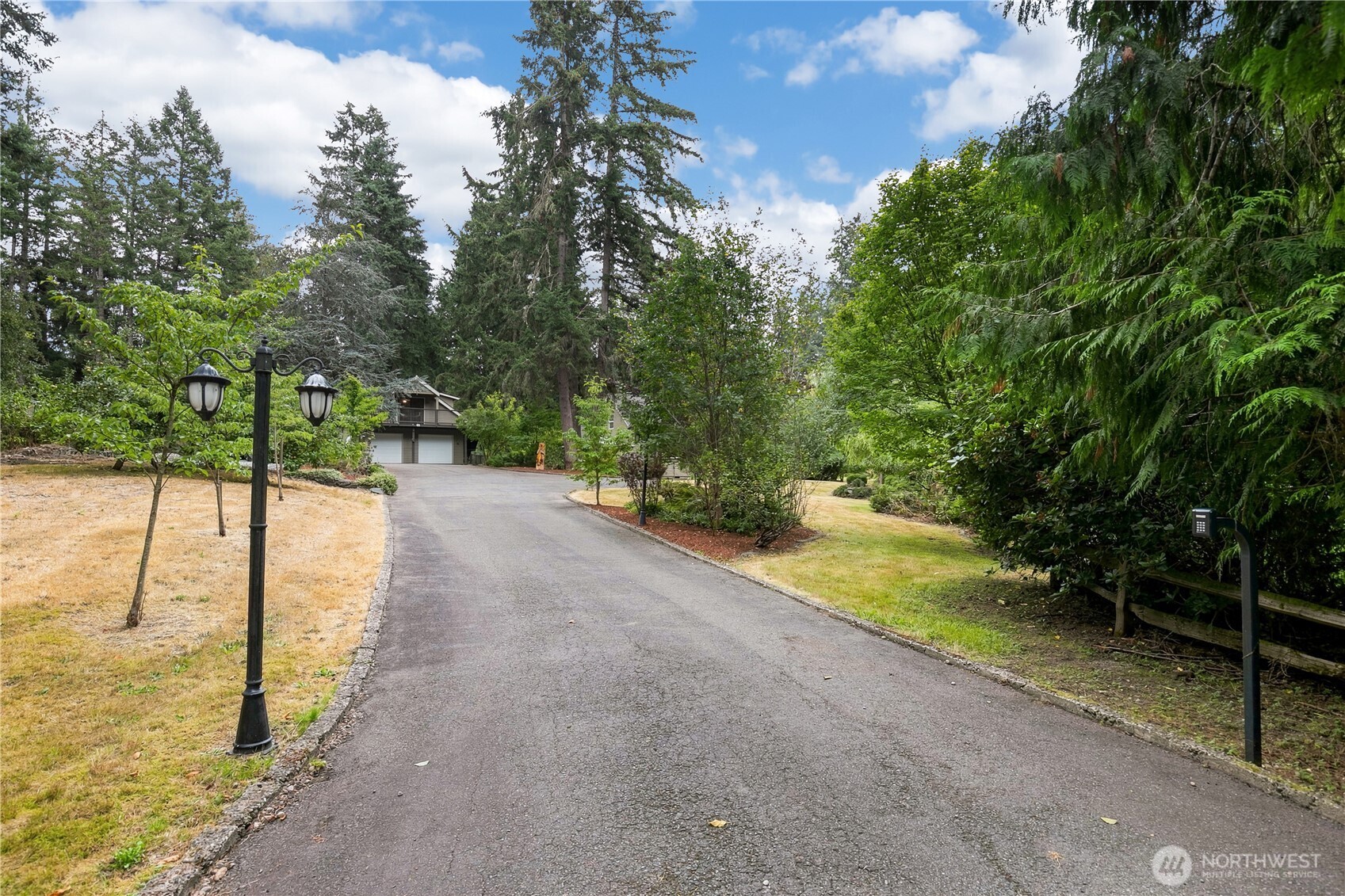 9902 274th Street Property Photo 2