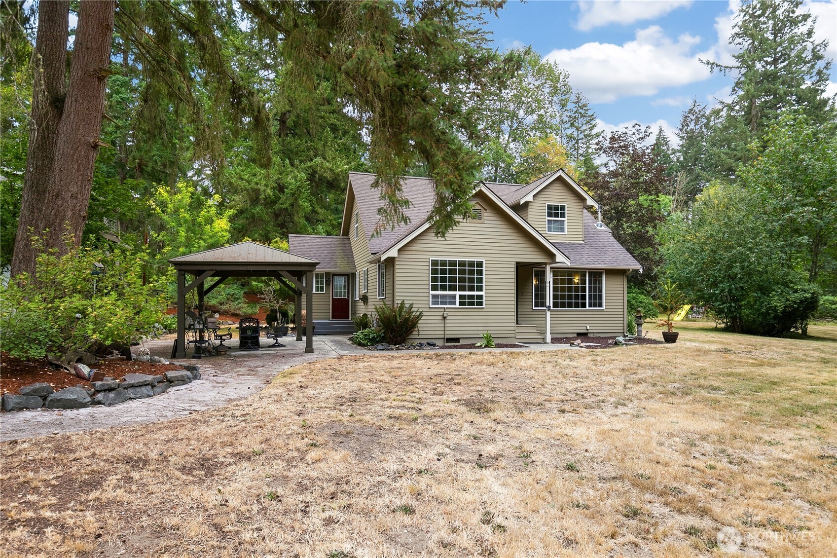 9902 274th Street Property Photo 4