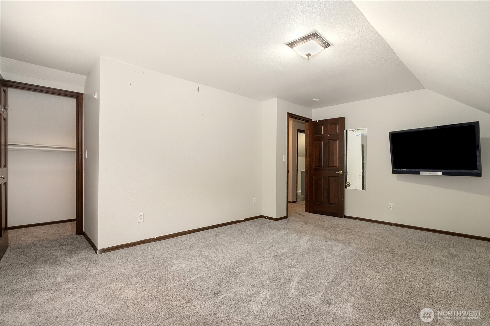 9902 274th Street Property Photo 18