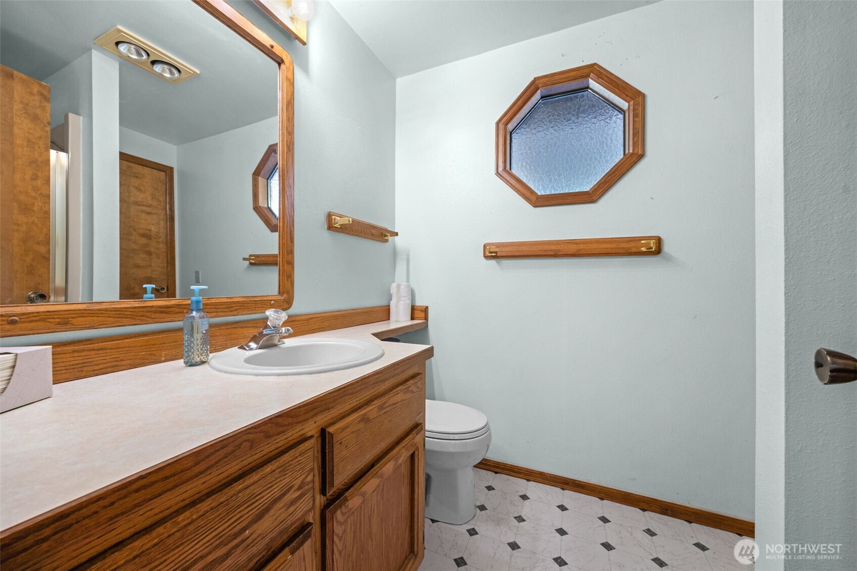 14 S Beach Drive H Property Photo 27