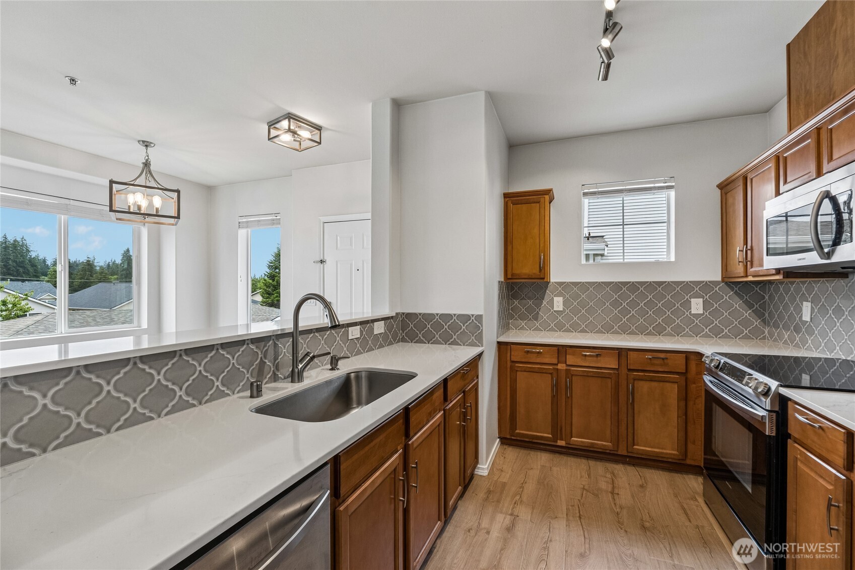 14915 38th Drive Ee2029 Property Photo 4
