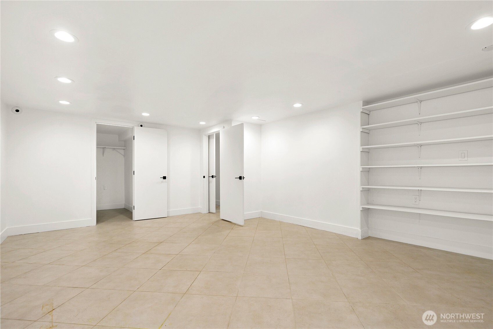 6753 Bellevista Place Property Photo 30