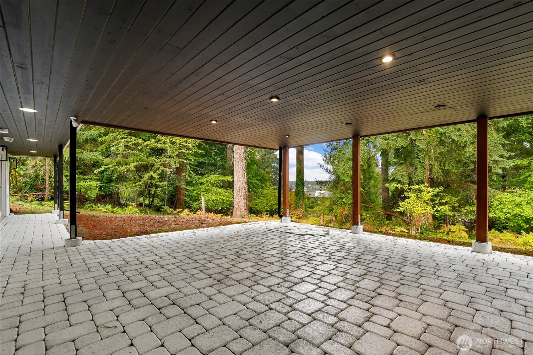 6753 Bellevista Place Property Photo 34