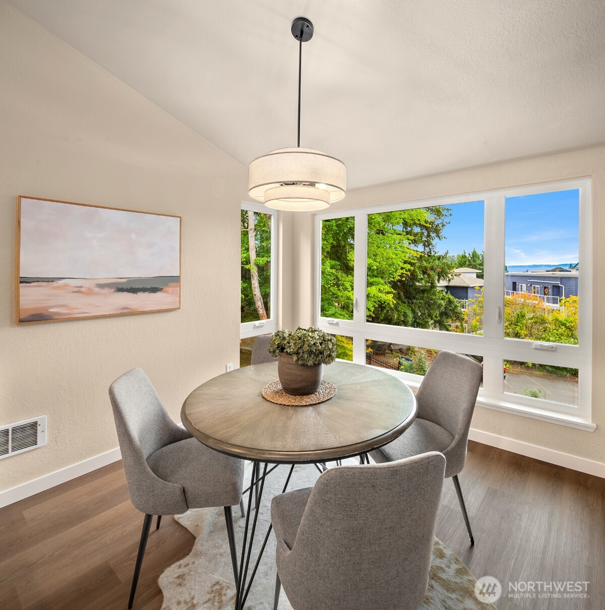12014 98th Avenue 302 Property Photo 4