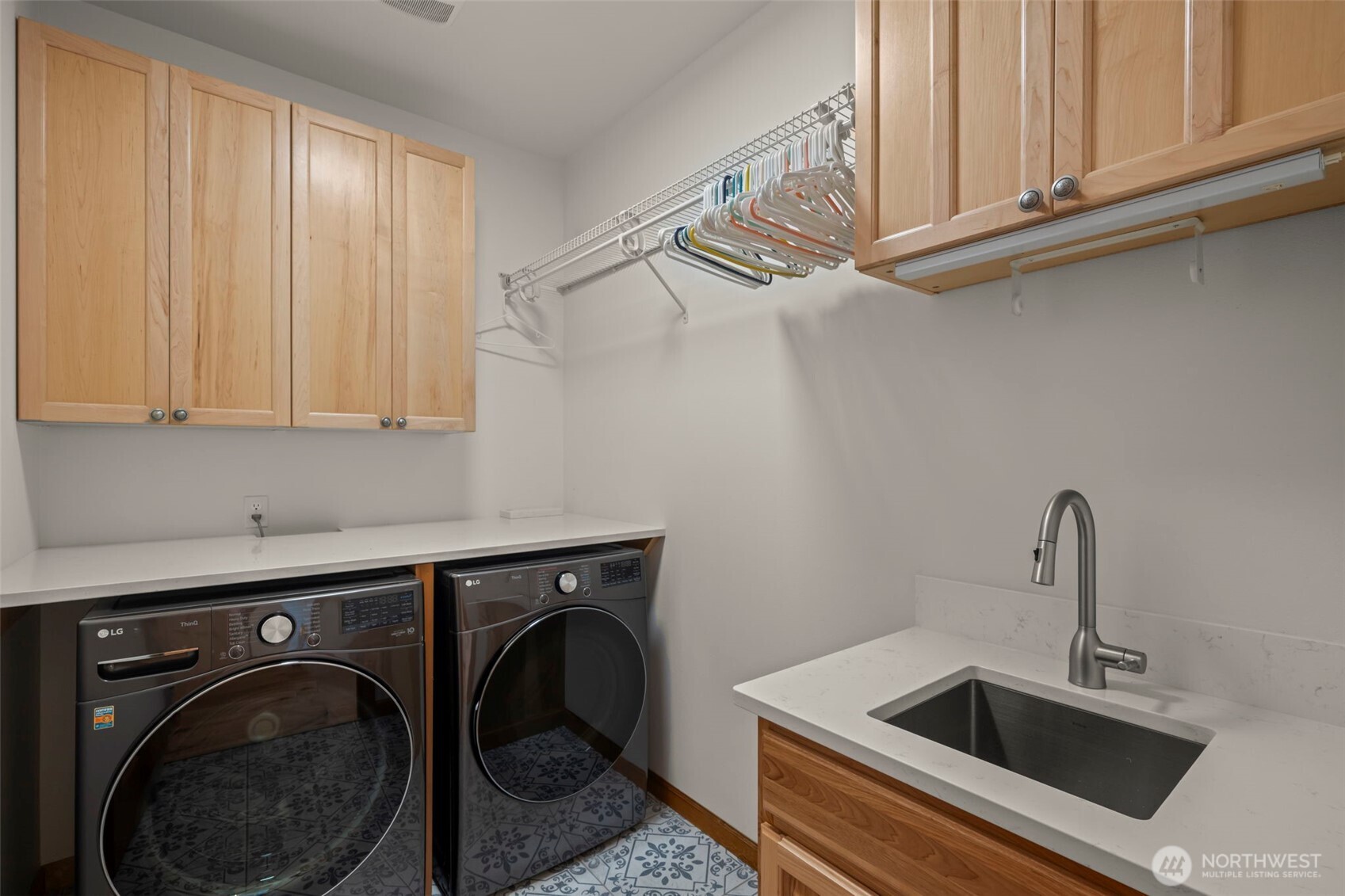 10601 Ne Dry Creek Way Property Photo 25