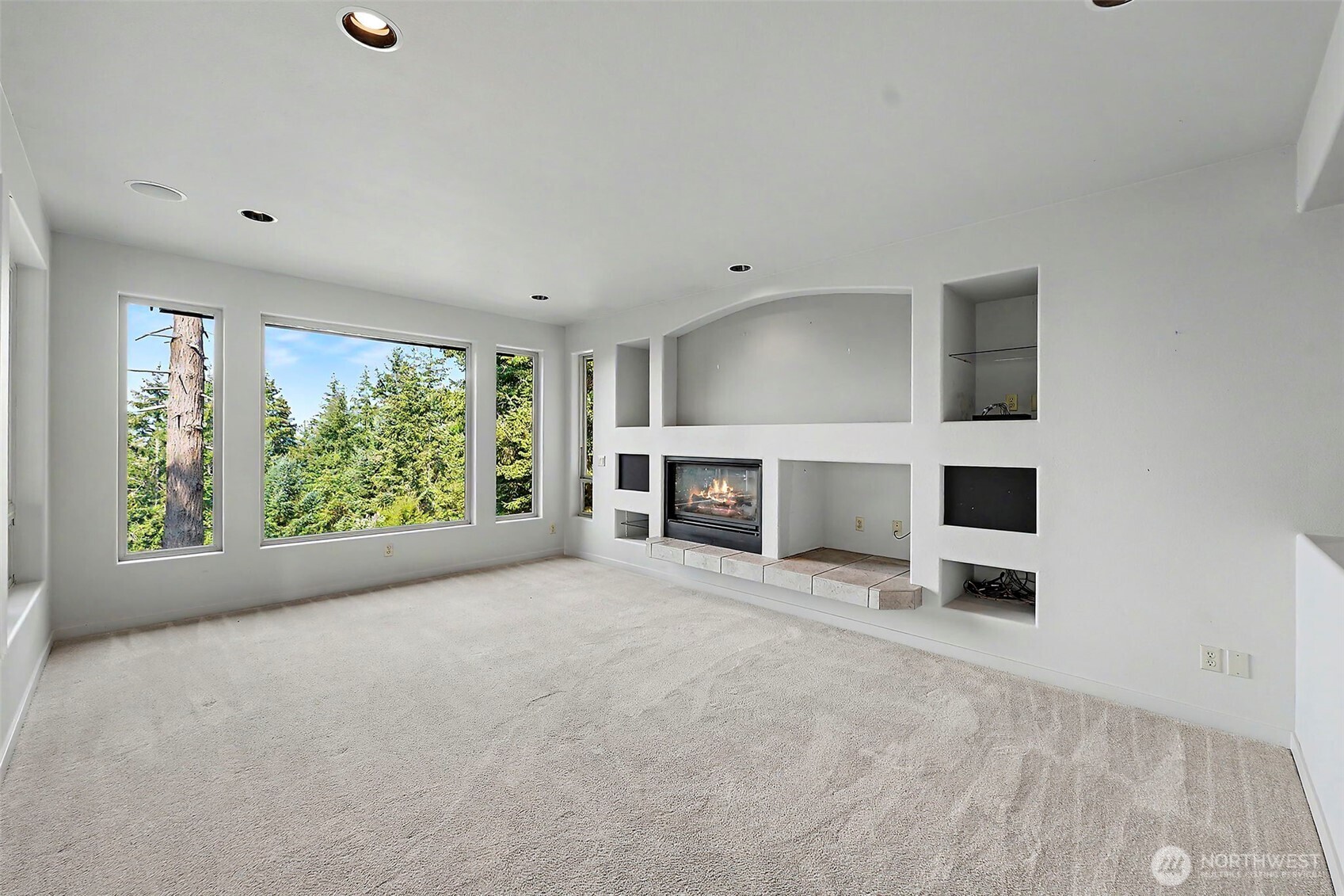 1045 Paha View Drive Property Photo 9