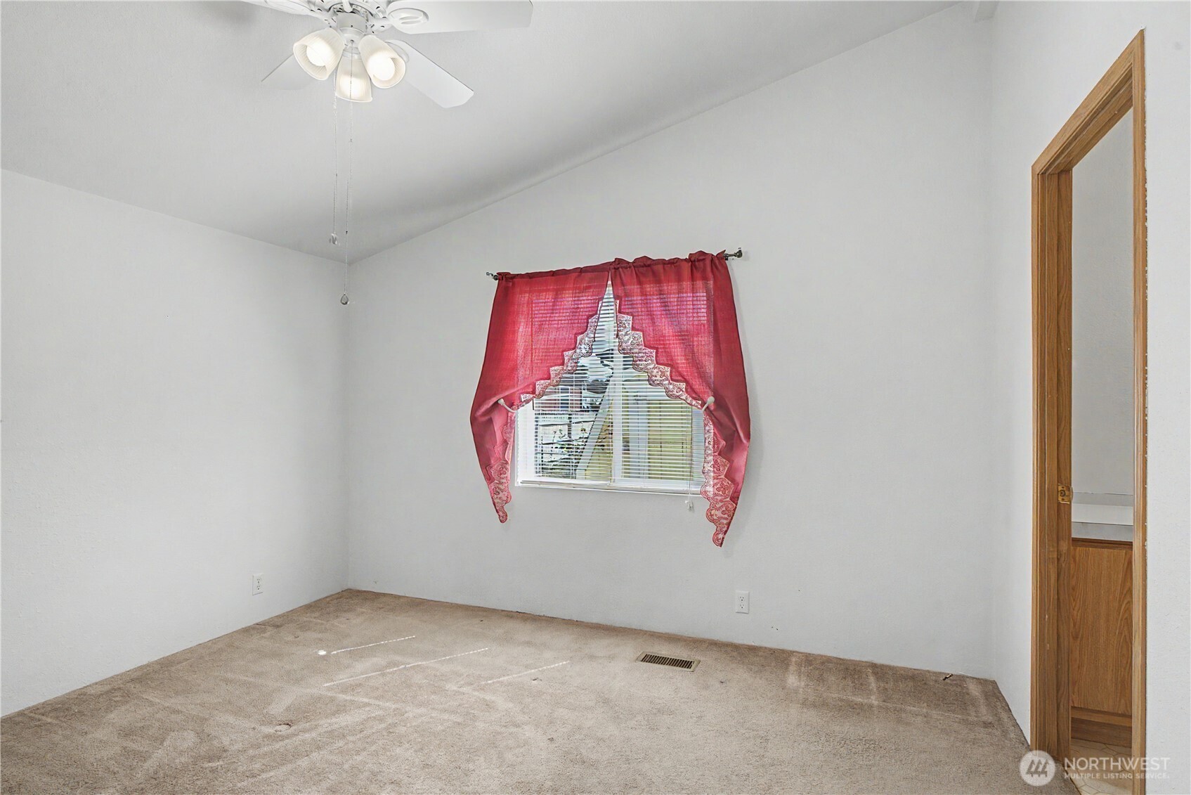 3211 W Wapato Drive 56 Property Photo 18