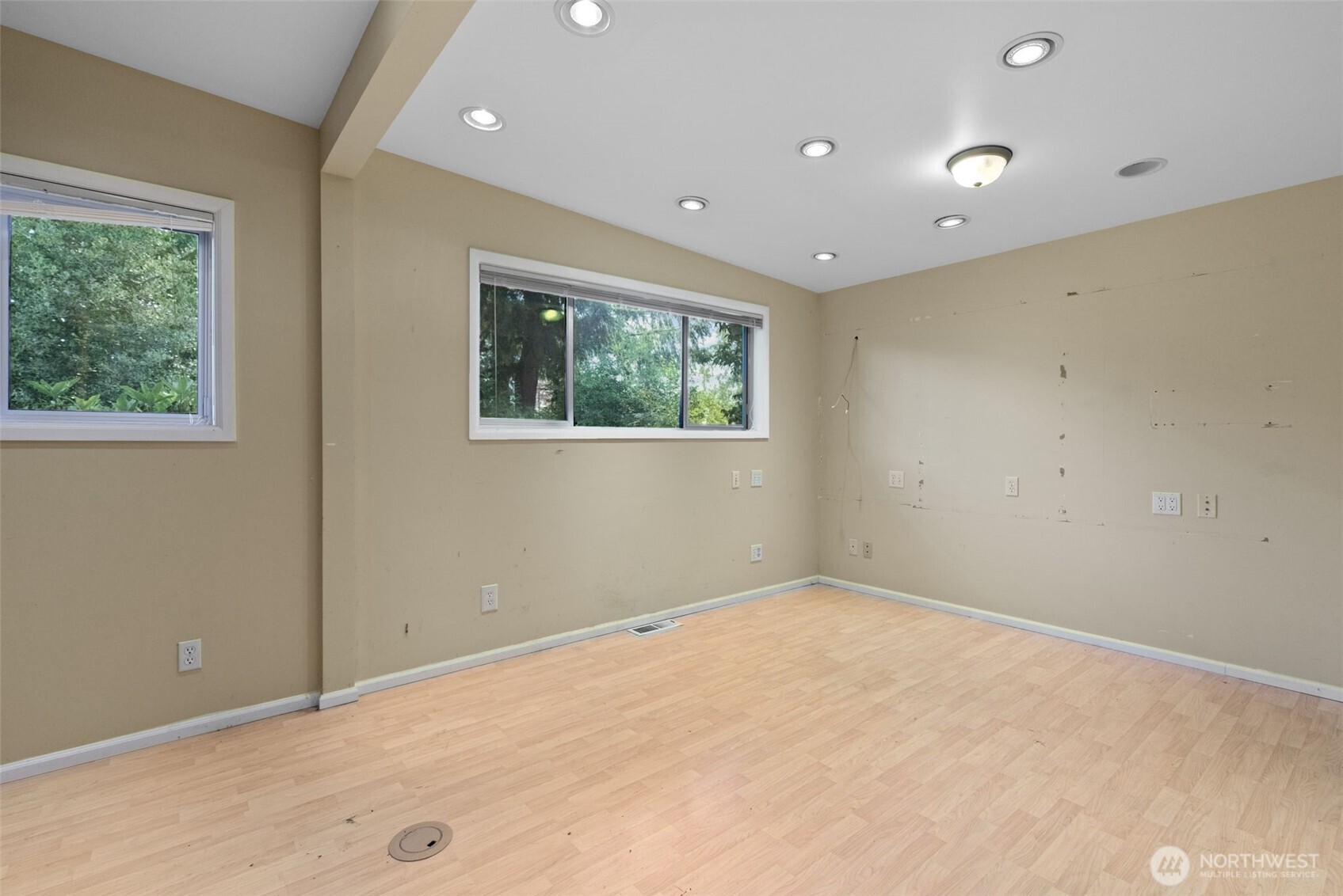 16639 Se 8th Street Property Photo 18