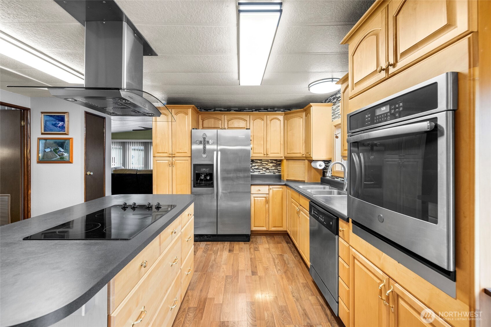 6947 Karber Road Property Photo 14