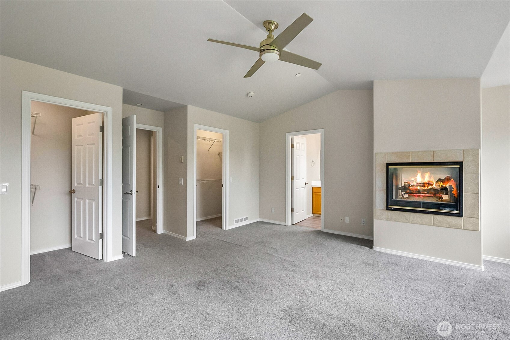 4133 156th Street 13 Property Photo 16