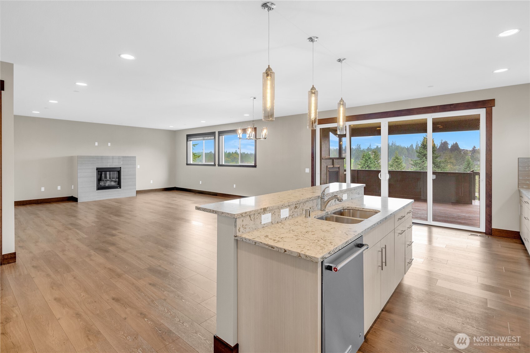 25212 138th Place Property Photo 8