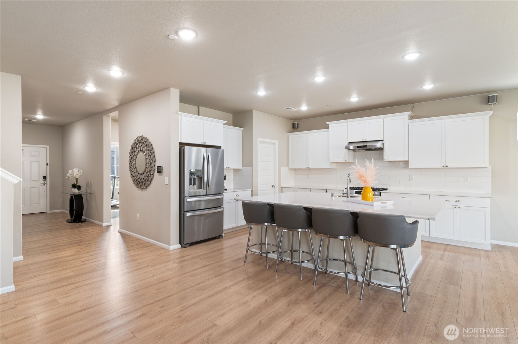 1175 Panoramic Loop Property Photo 13