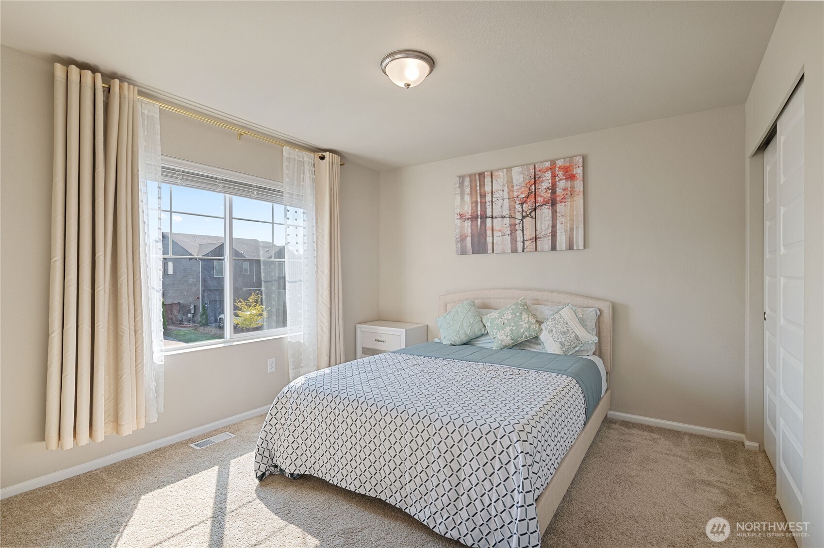 1175 Panoramic Loop Property Photo 23