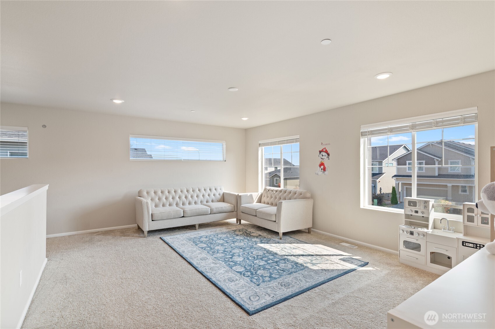 1175 Panoramic Loop Property Photo 28