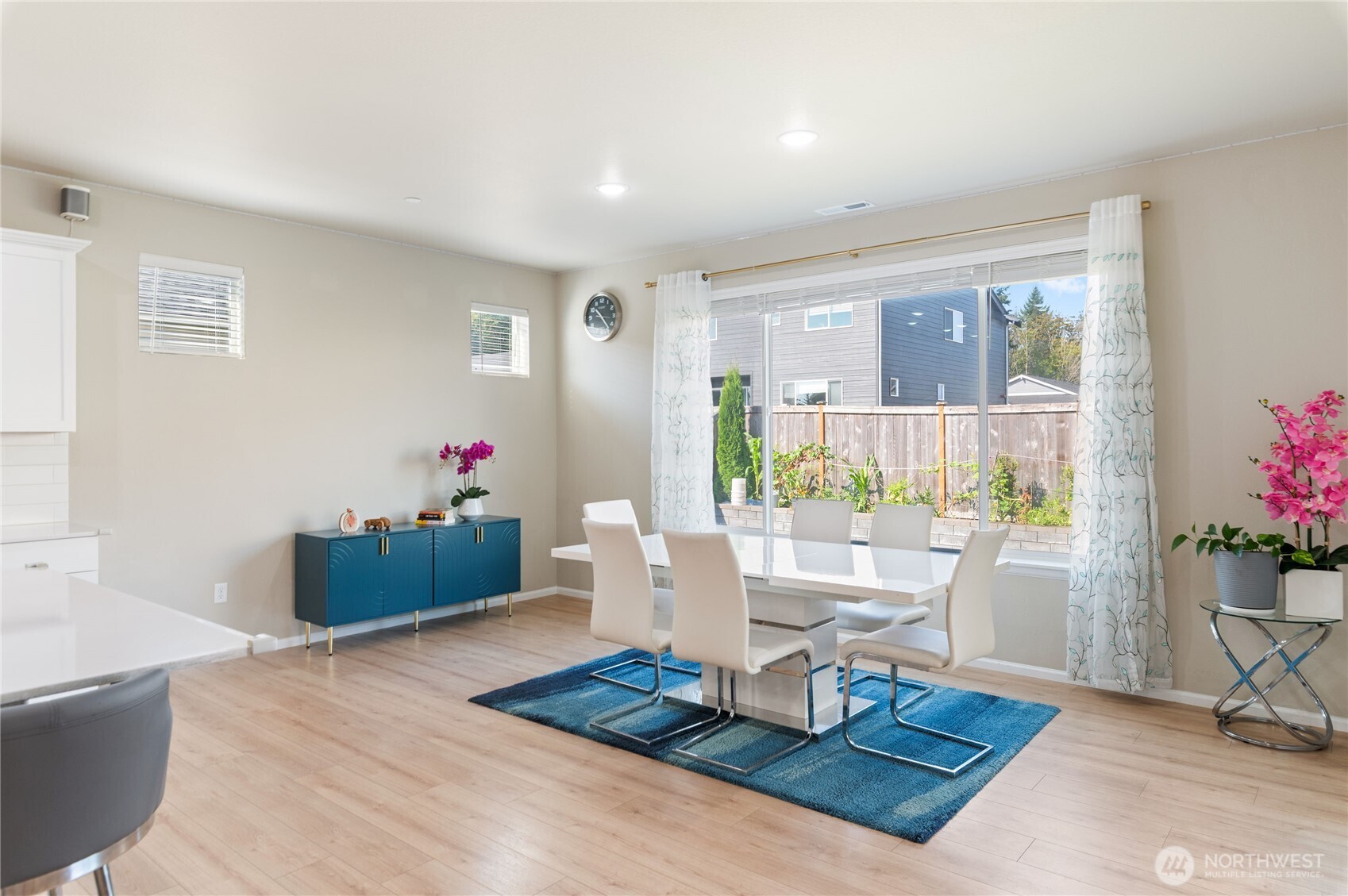 1175 Panoramic Loop Property Photo 31