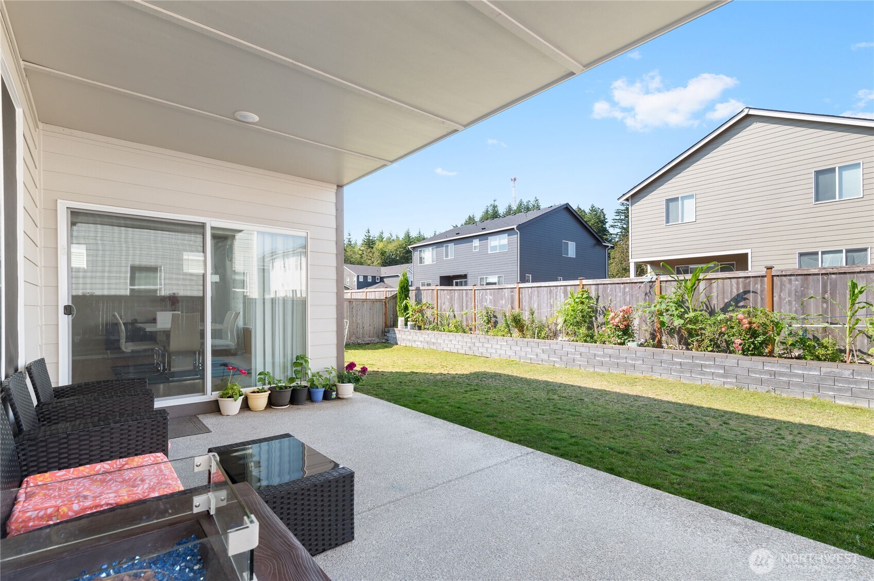 1175 Panoramic Loop Property Photo 32