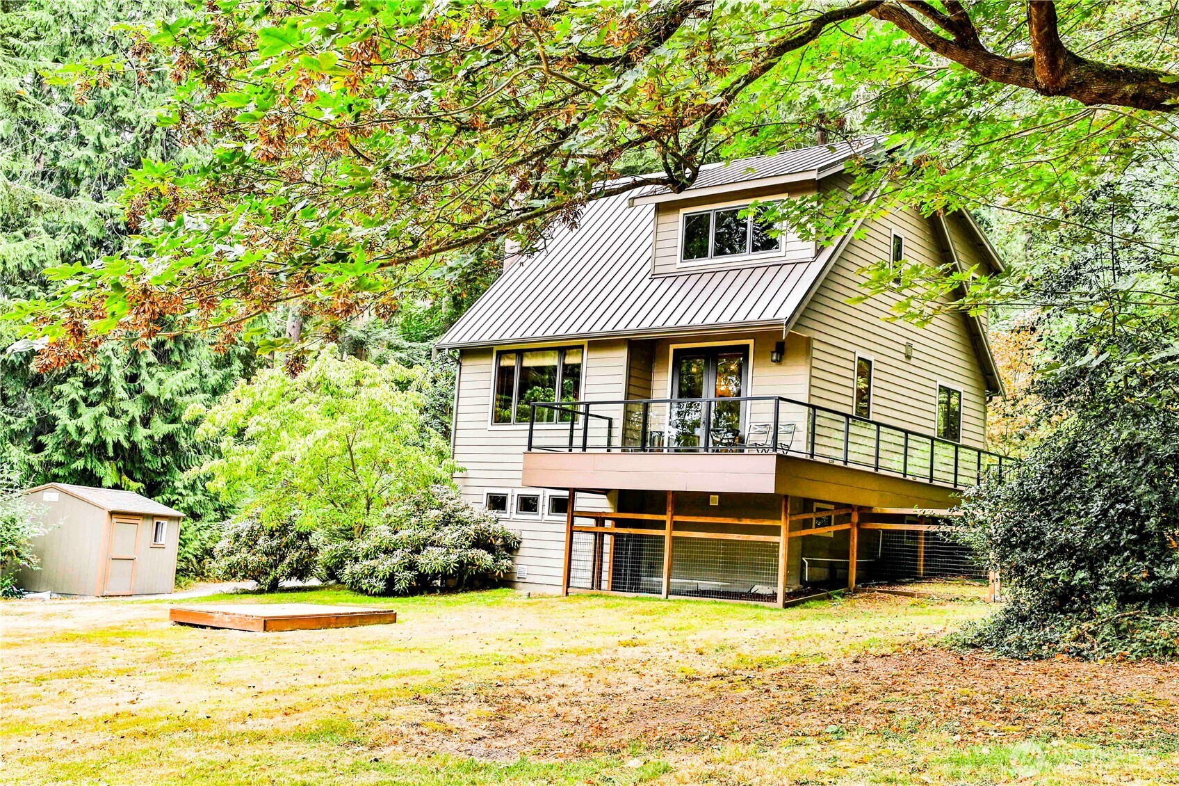 8039 Cultus Bay Road Property Photo 2