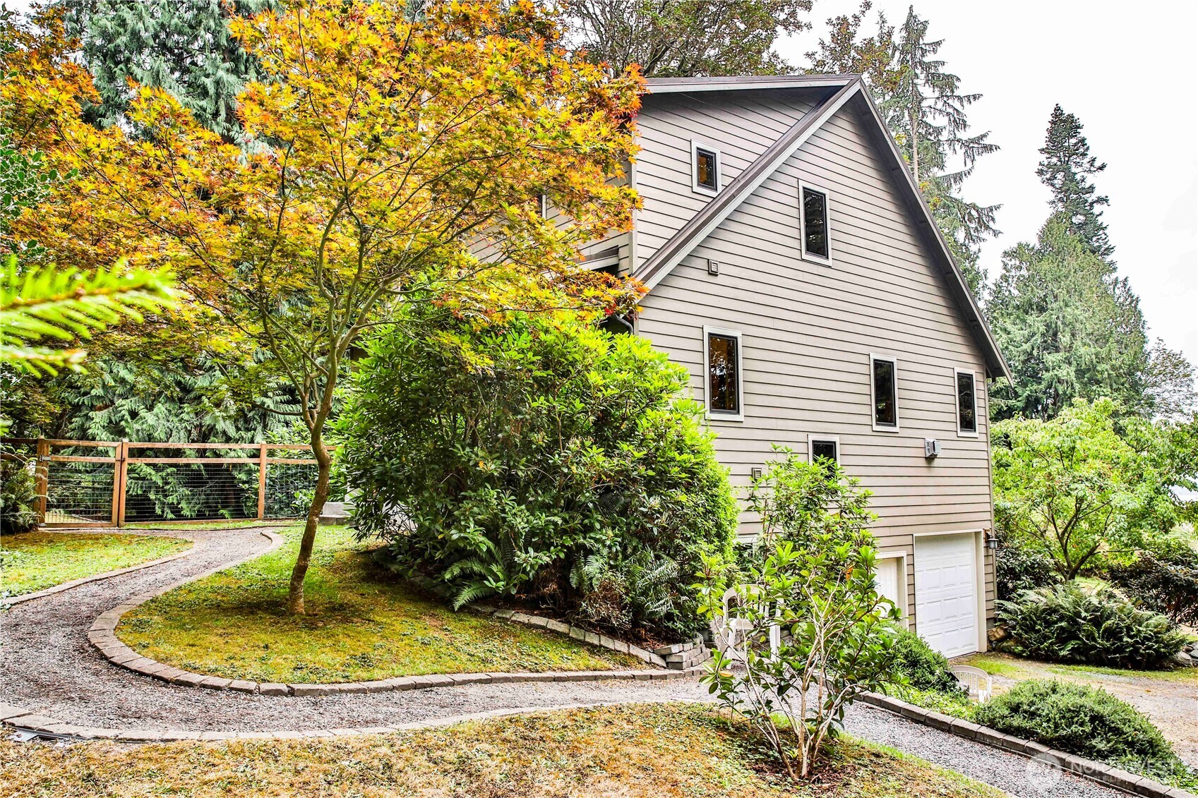 8039 Cultus Bay Road Property Photo 4