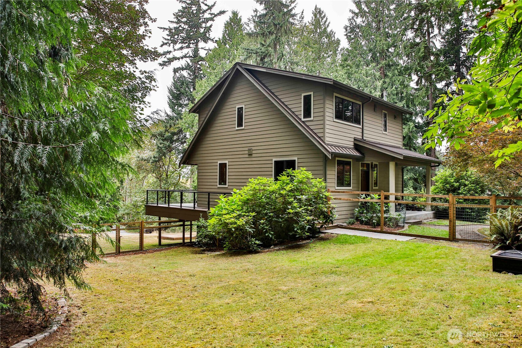 8039 Cultus Bay Road Property Photo 29