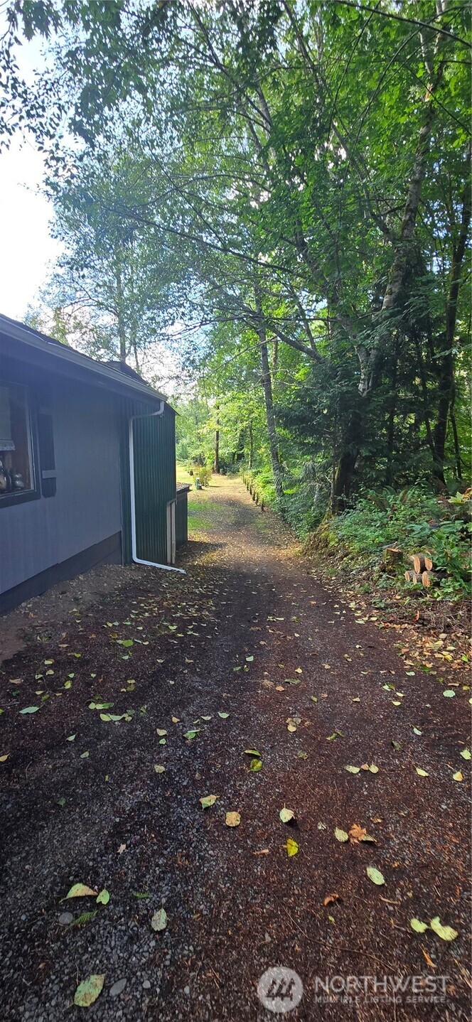 41 Tornow Drive Property Photo 18