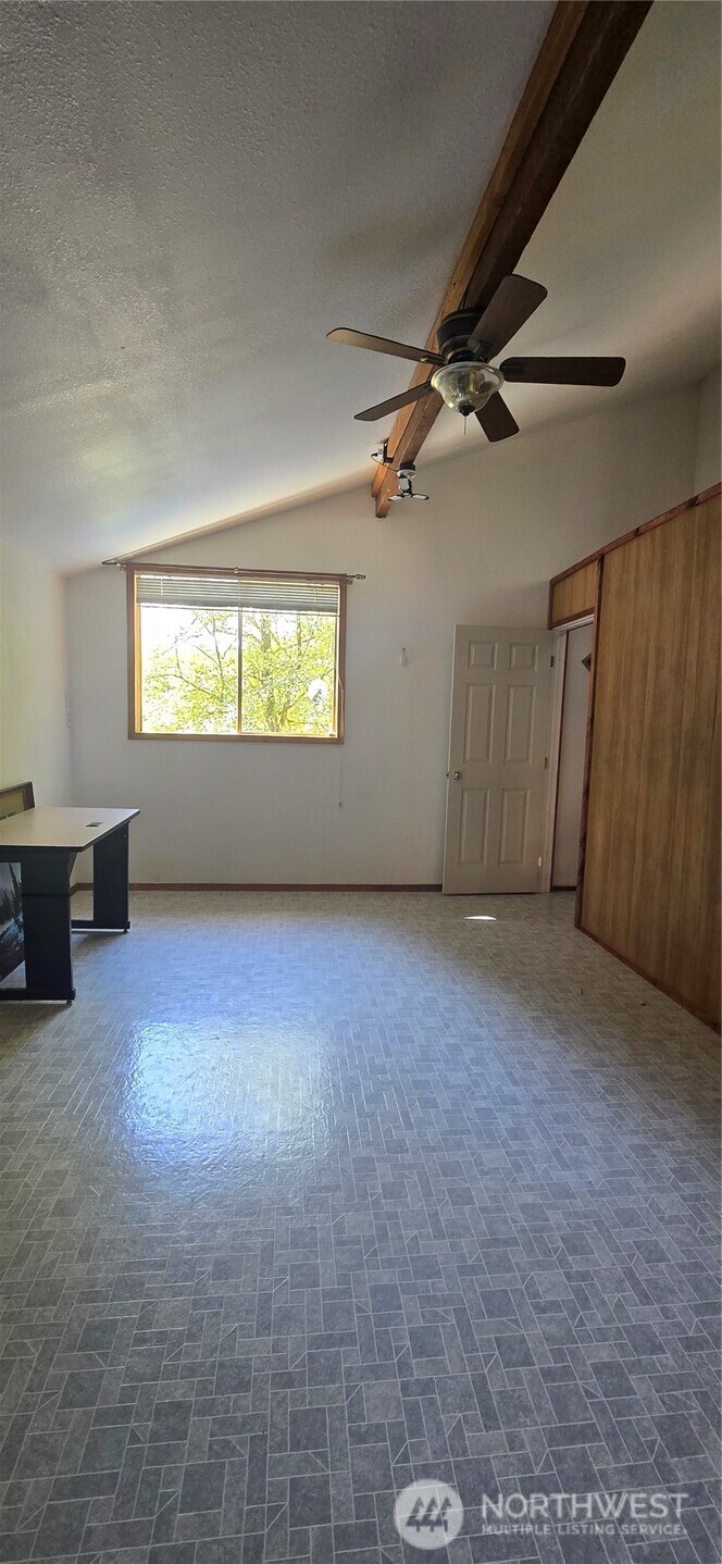 41 Tornow Drive Property Photo 29