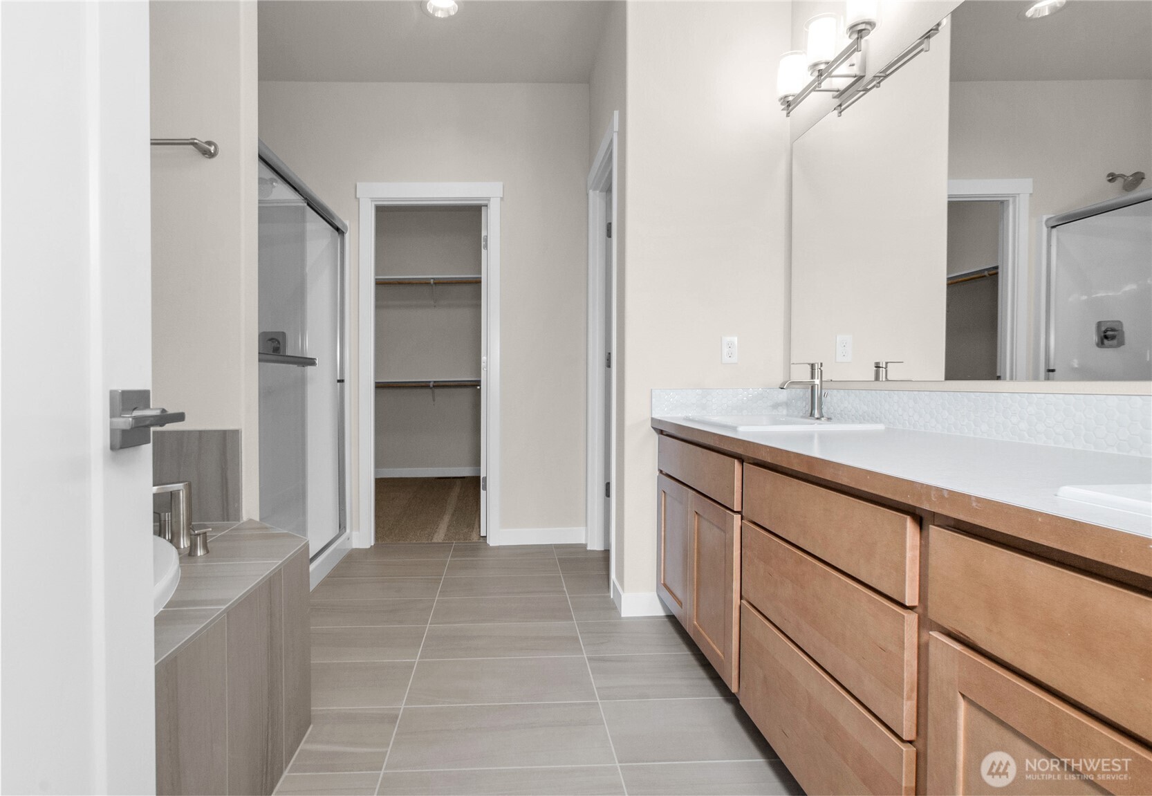 4713 Brielle Street Property Photo 16